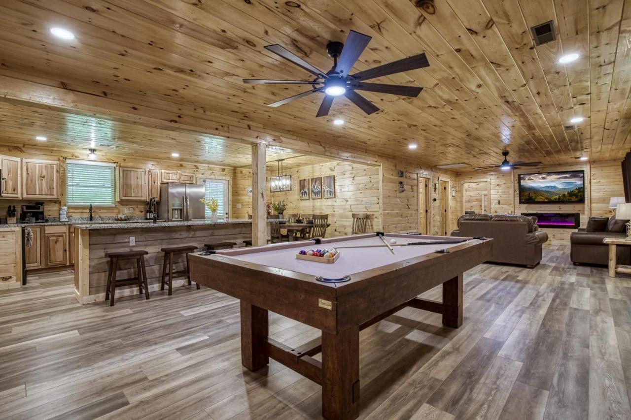 Hidden Creek, Pool Table, Hot Tub, 1089 Free Tickets Each Paid Day, Dollywood And More Гатлинбург Экстерьер фото